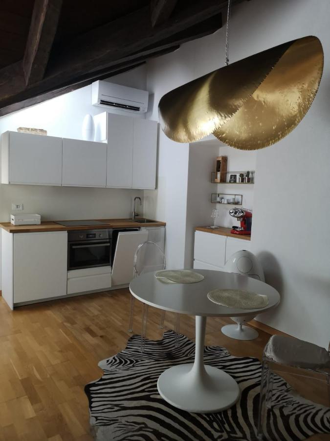 Romantik, Charming House ترييستي المظهر الخارجي الصورة
